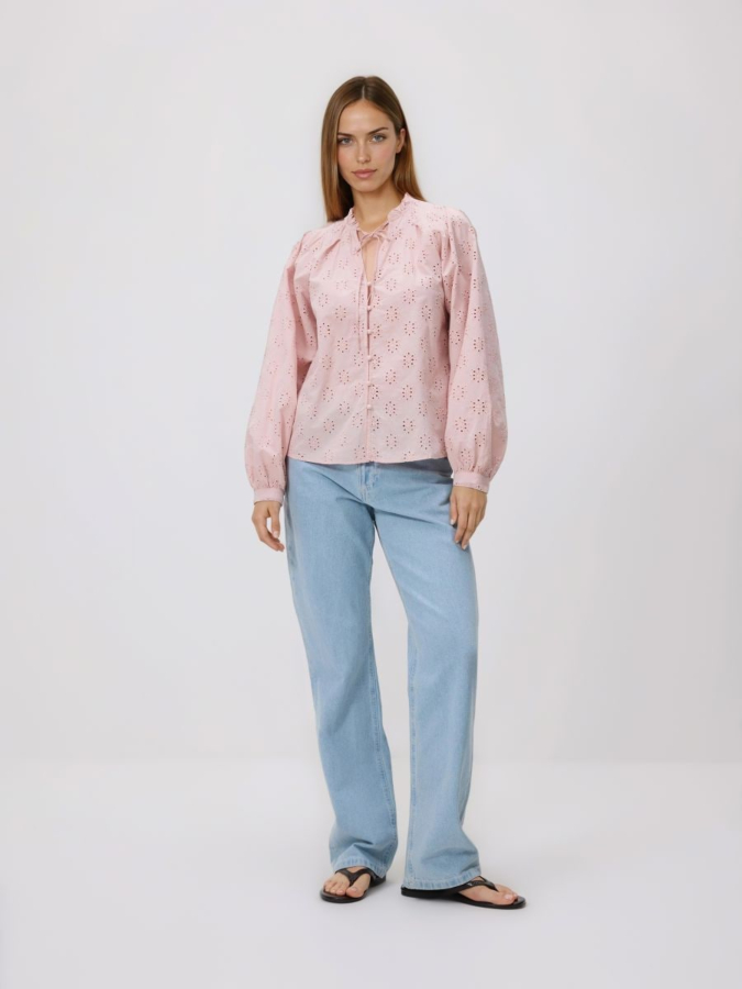 חולצה מכופתרת רקמה