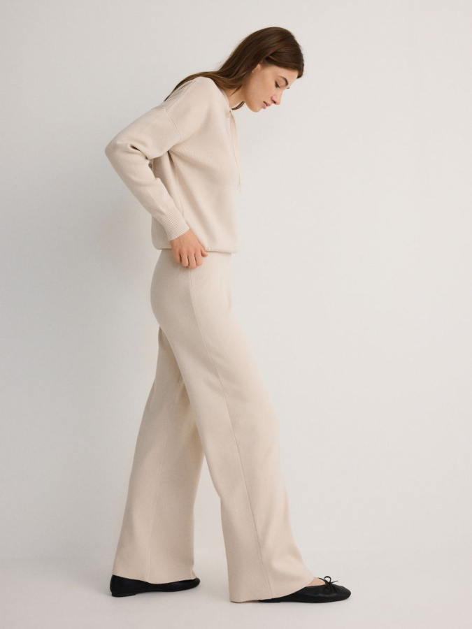 מכנסיים אקטיב בגזרה רחבה