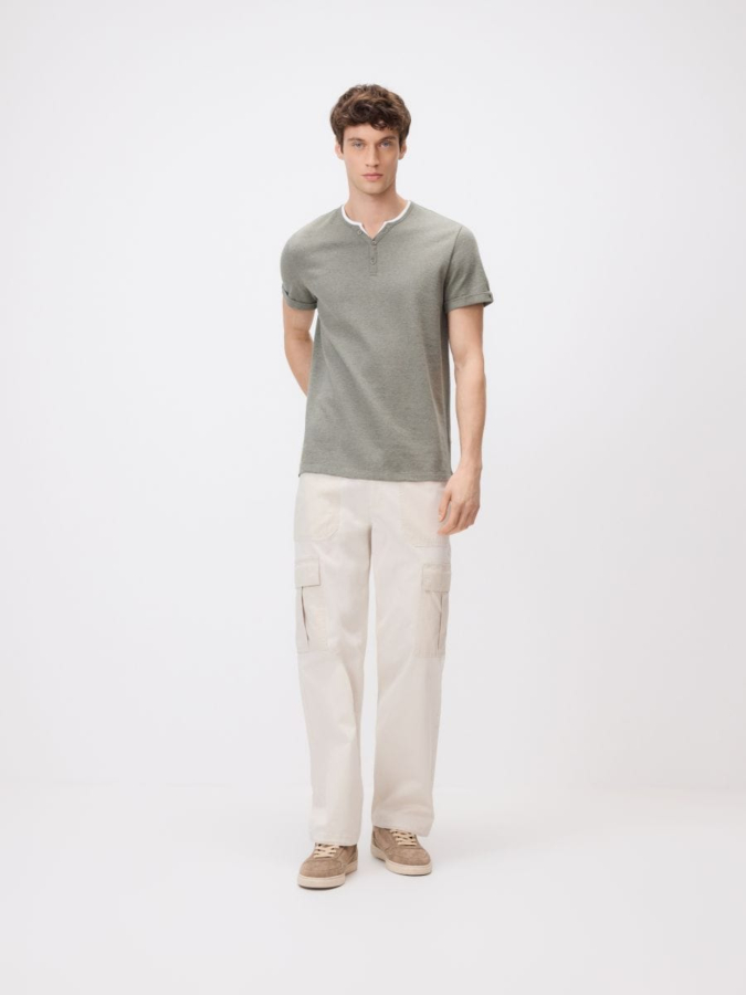 חולצת Henley בגזרת Slim Fit