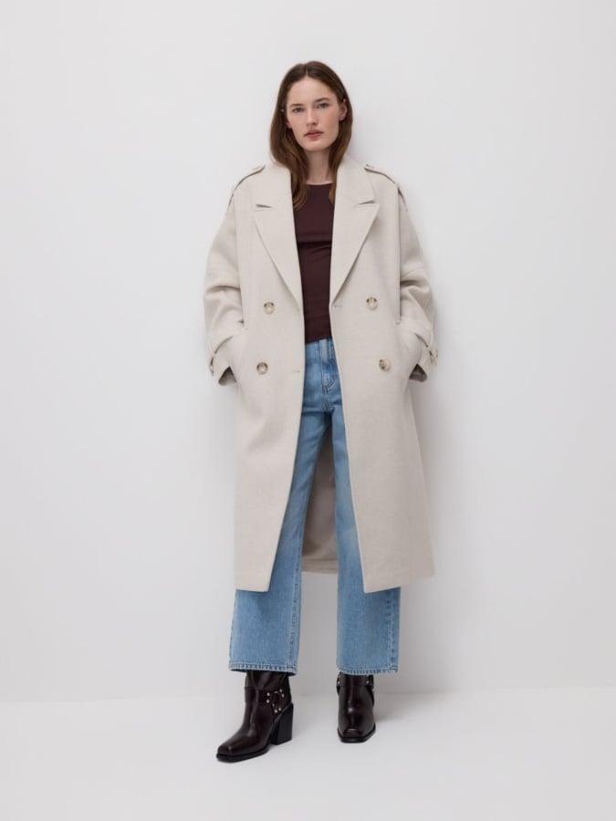 מעיל ארוך עם חגורה