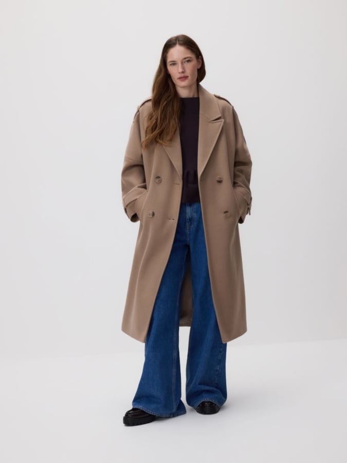 מעיל ארוך עם חגורה