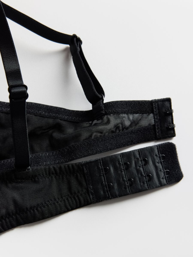 LADIES` BRASSIERE