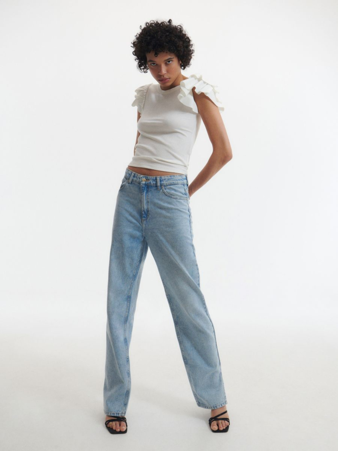 חולצה קצרה עם שרוולי מלמלה