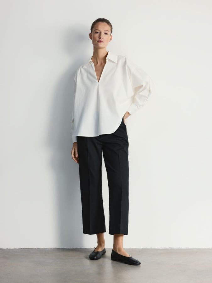 חולצה עם צווארון