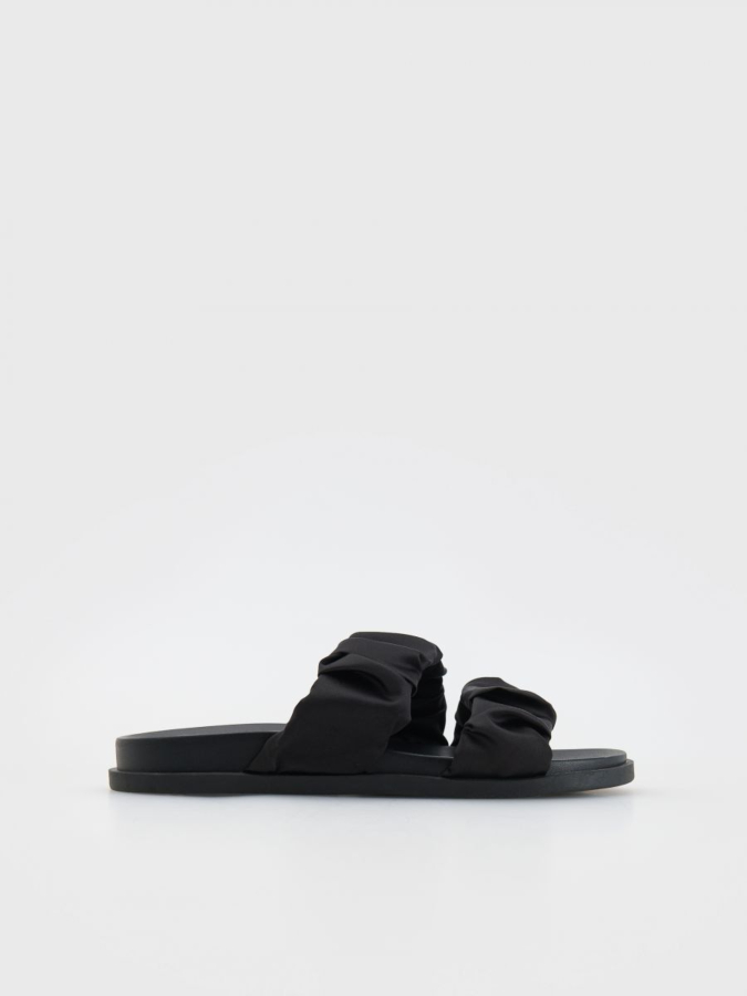 סליידרים עם רצועות קישוט