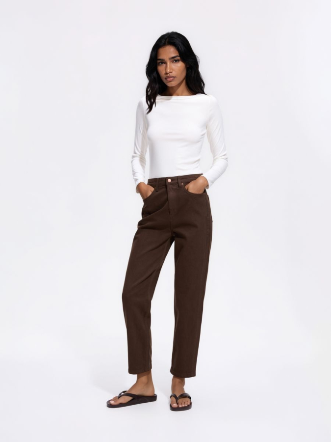 ג'ינס Mom fit