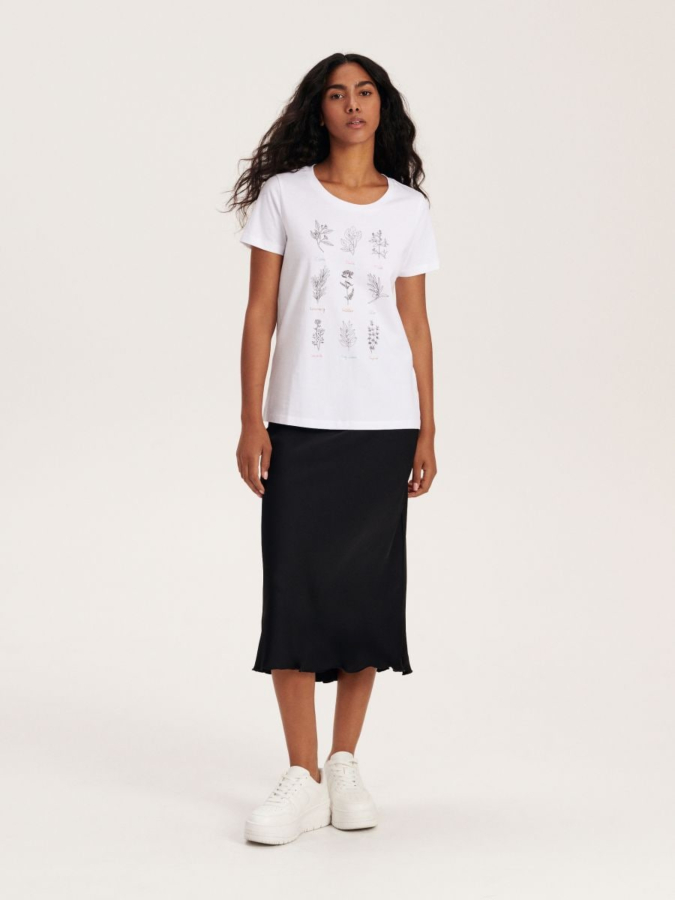 טי שירט עם דפוס