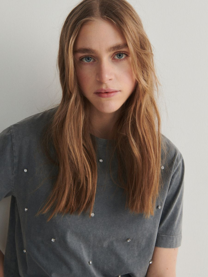 טי שירט עם אפליקציה