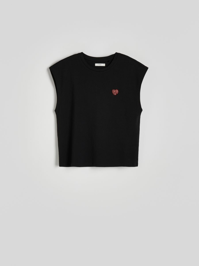 טי שירט עם אפליקציה