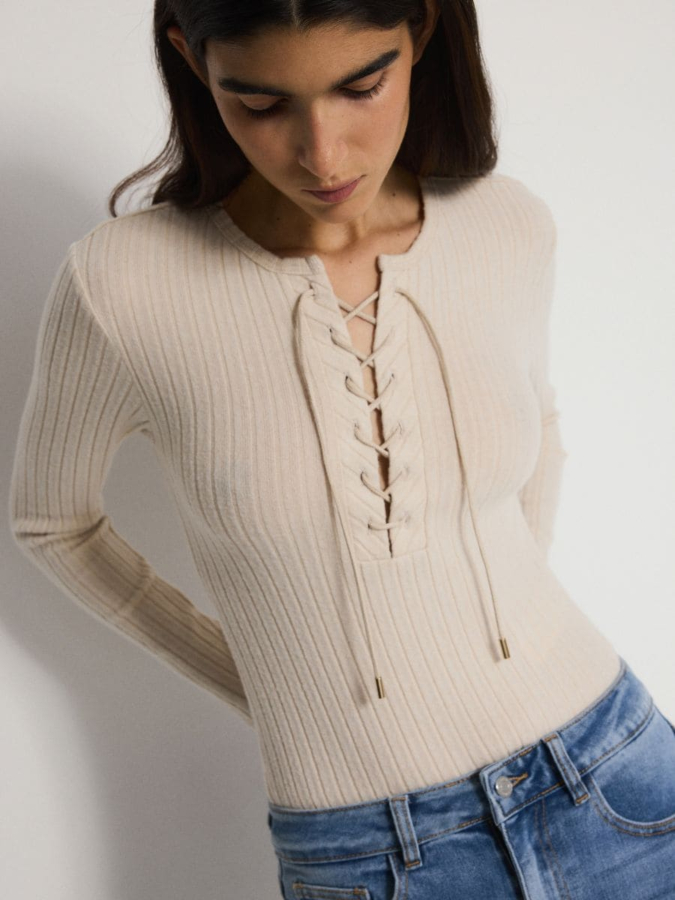 בגד גוף ארוך  עם שרוך מחשוף