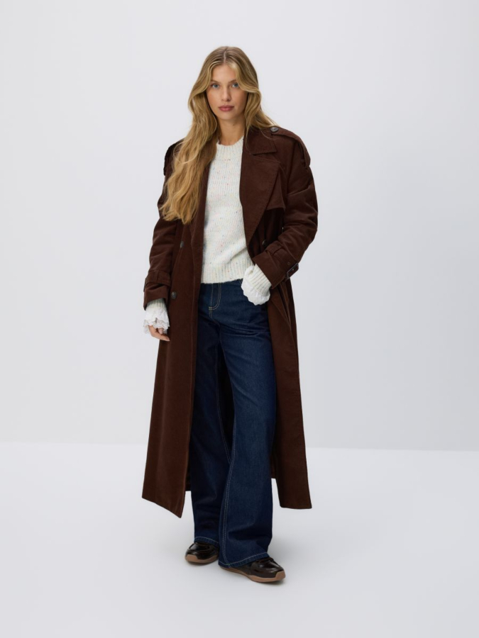 סוודר בתערובת צמר עם גימור תחרה