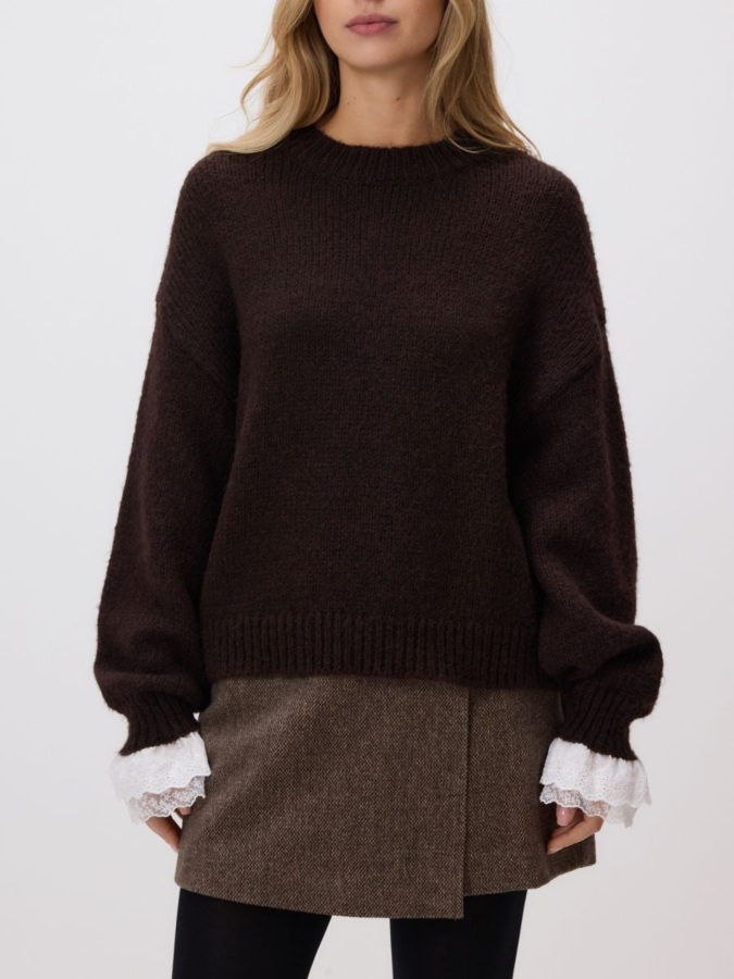 סוודר בתערובת צמר עם גימור תחרה