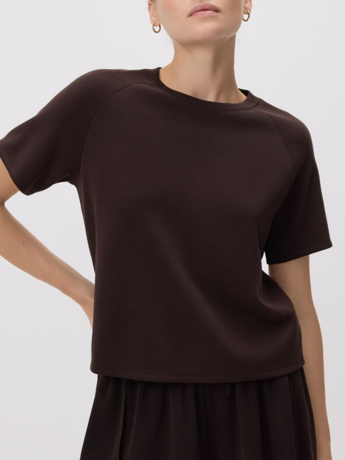 טי שירט רגלן מבד מודל