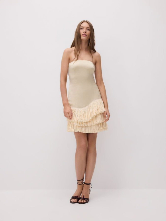 שמלה עם פרנזים