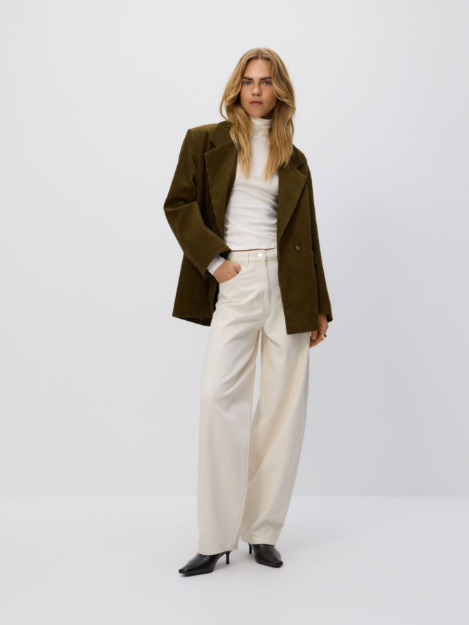 ג'ינס בגזרת Baggy