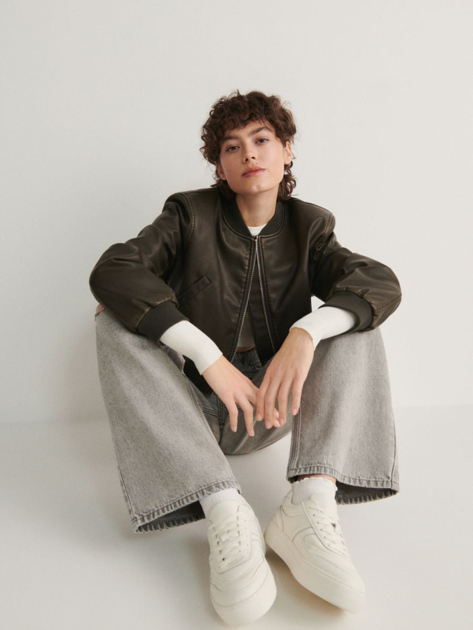 סניקרס עם סוליה עבה