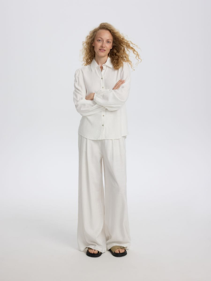 חולצה מתערובת פשתן