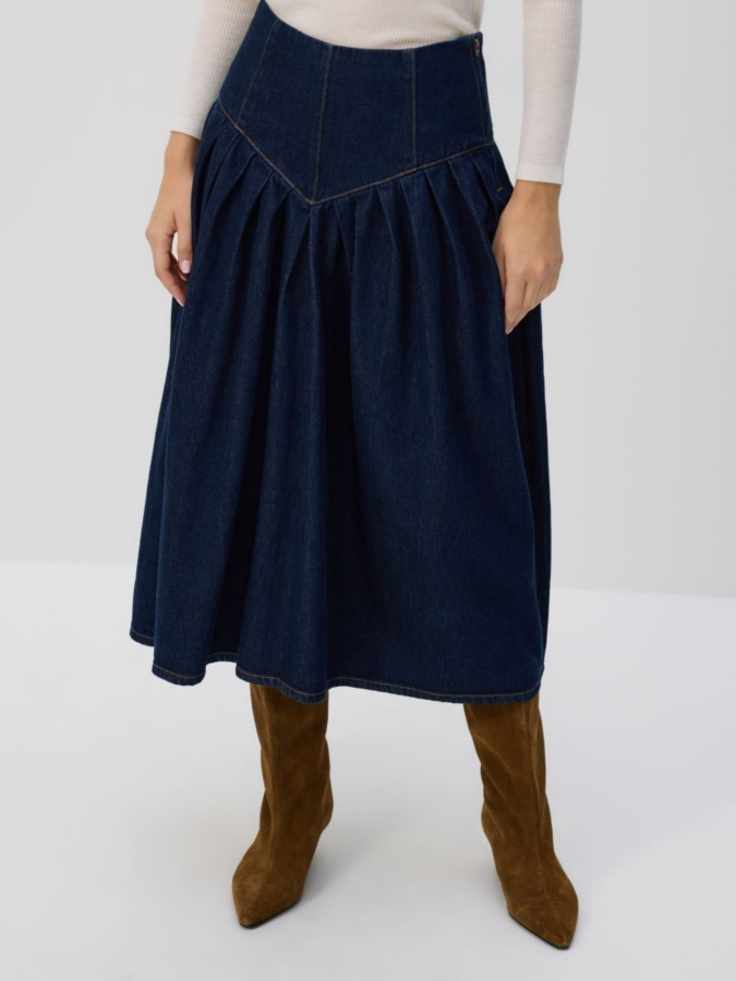 חצאית מידי דנים מתרחבת