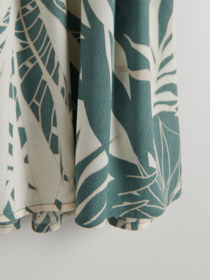 שמלת ויסקוזה בדפוסים