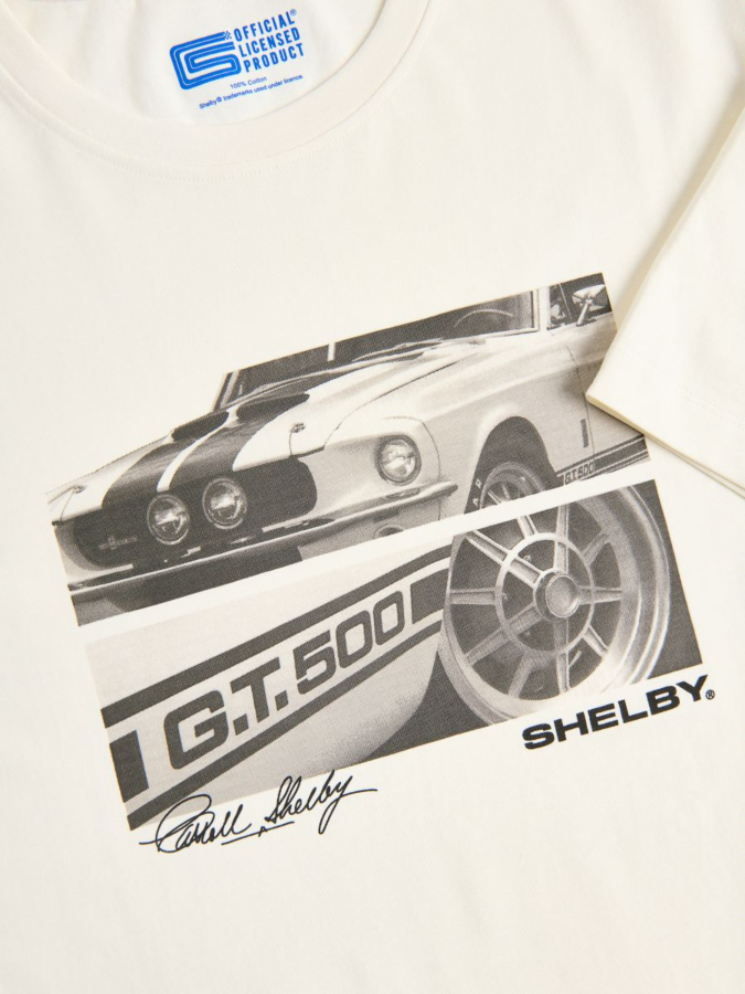 טי שירט עם הדפס Shelby