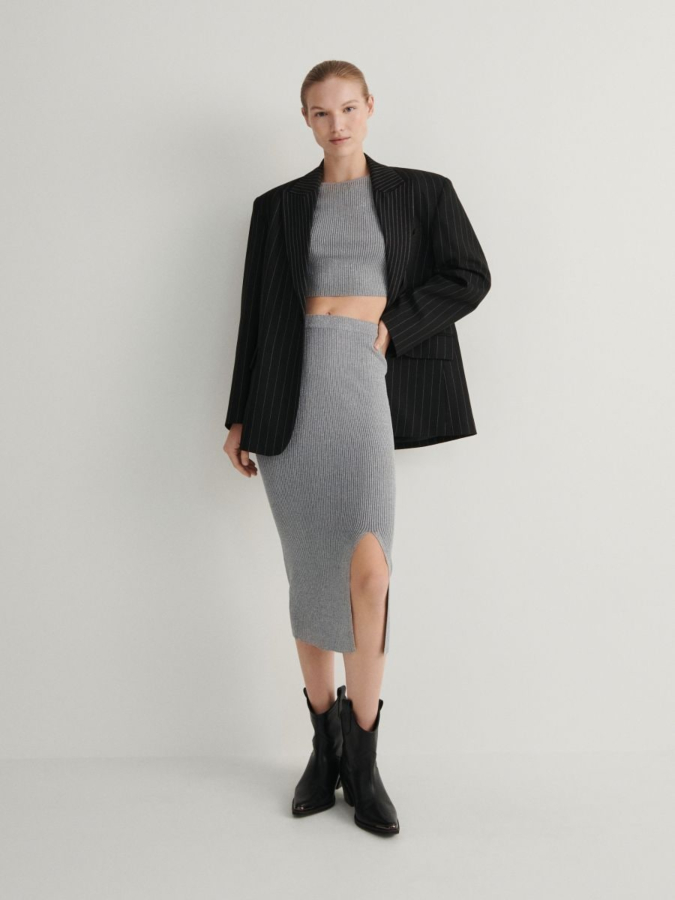 חצאית מידי עם חוטים מתכתיים