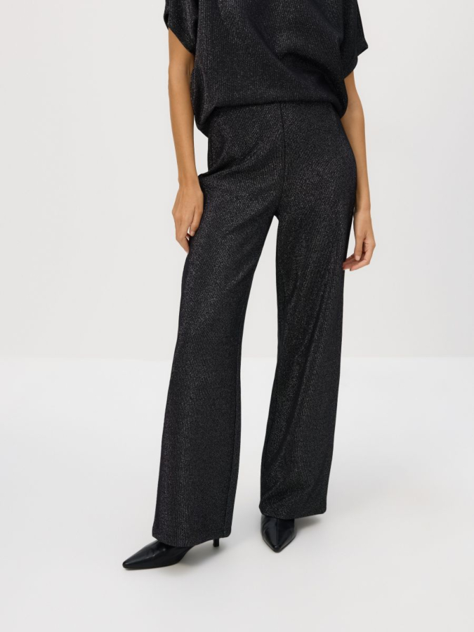 מכנסיים רחבים עם חוט מטאלי