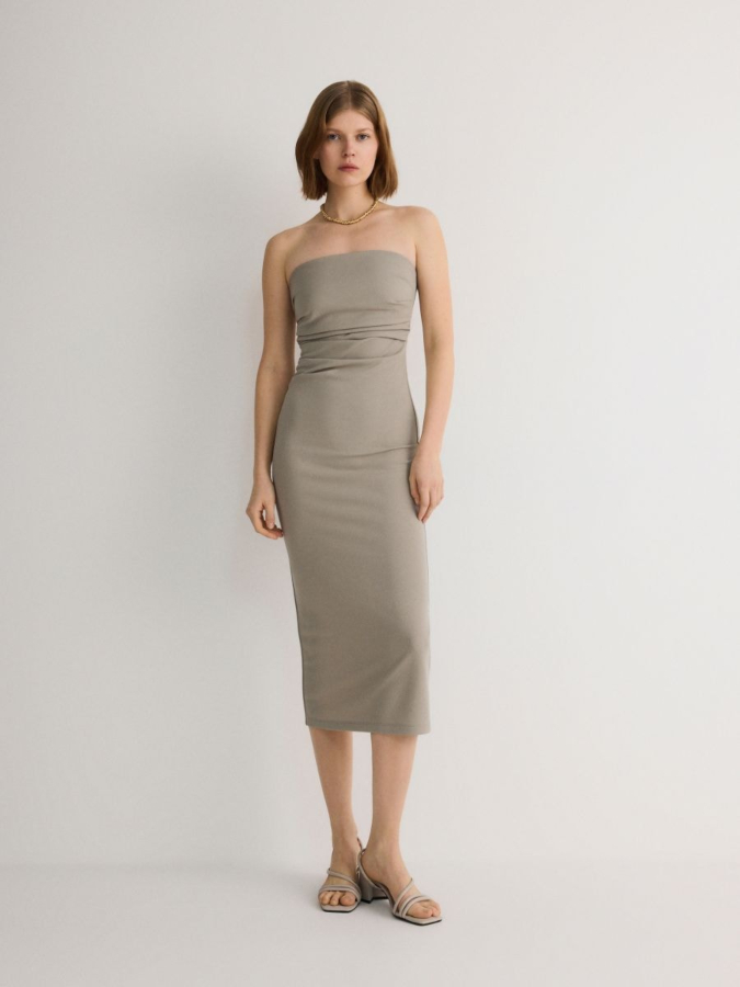 שמלת סטרפלס צמודה מידי