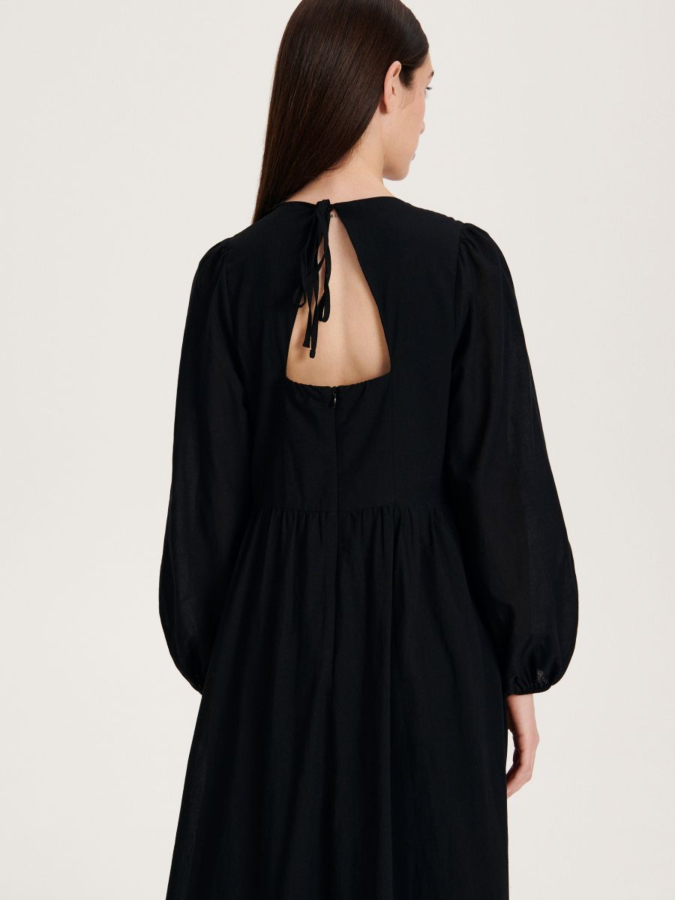 שמלת מקסי בשילוב רקמה