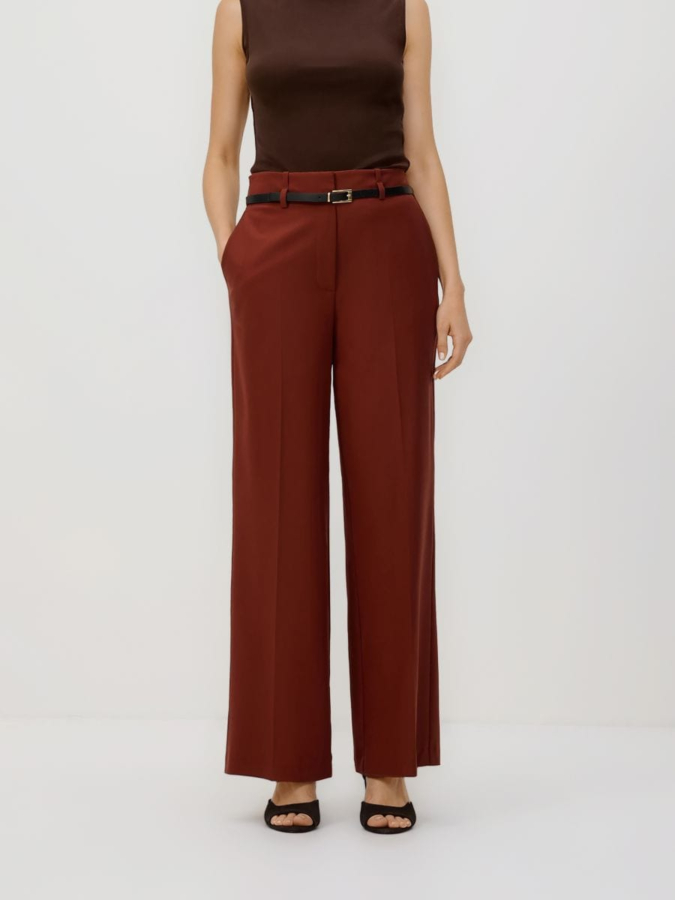 מכנס עם חגורה