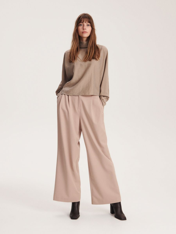 מכנסיים רחבים