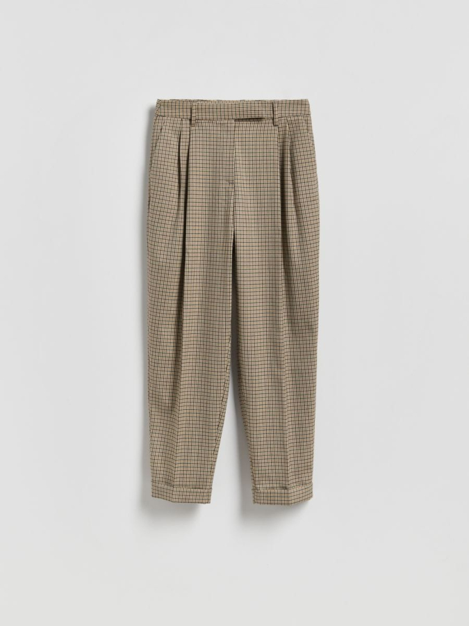 מכנסיים משובצים