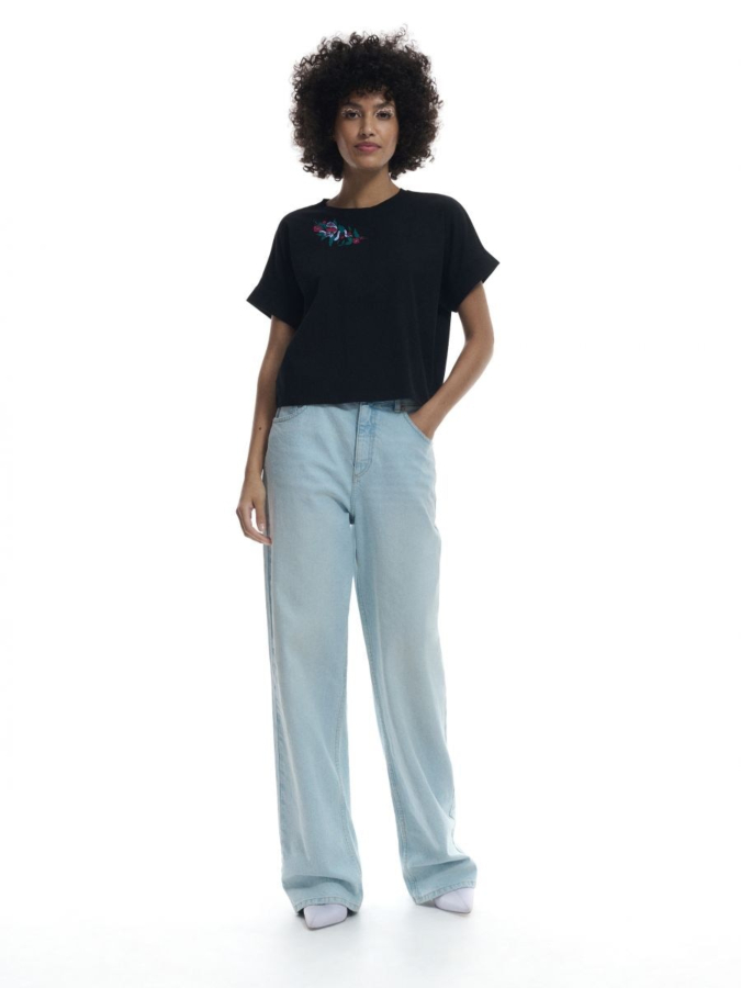 LADIES` T-SHIRT