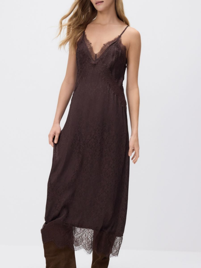 שמלת ויסקוזה עם תחרה