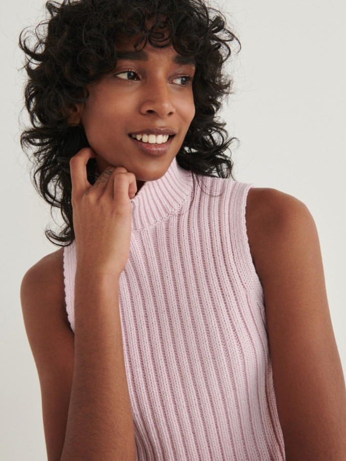 אפודת סריג ללא שרוול