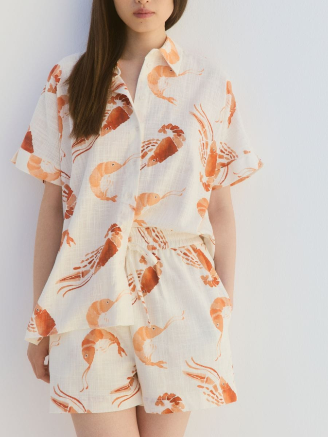 מכנסיים קצרים עם הדפס