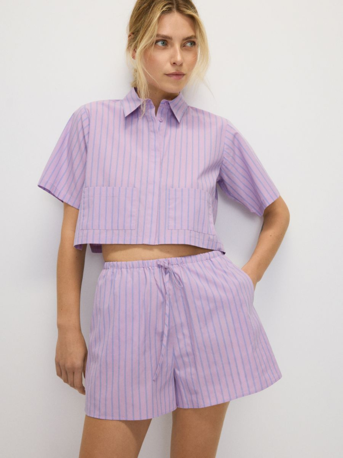 מכנסי שורטס דפוס פסים