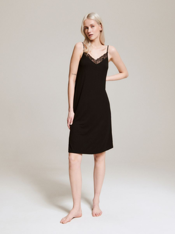 LADIES` NIGHTDRESS