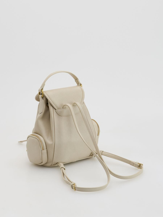 תיק גב עם כיסים