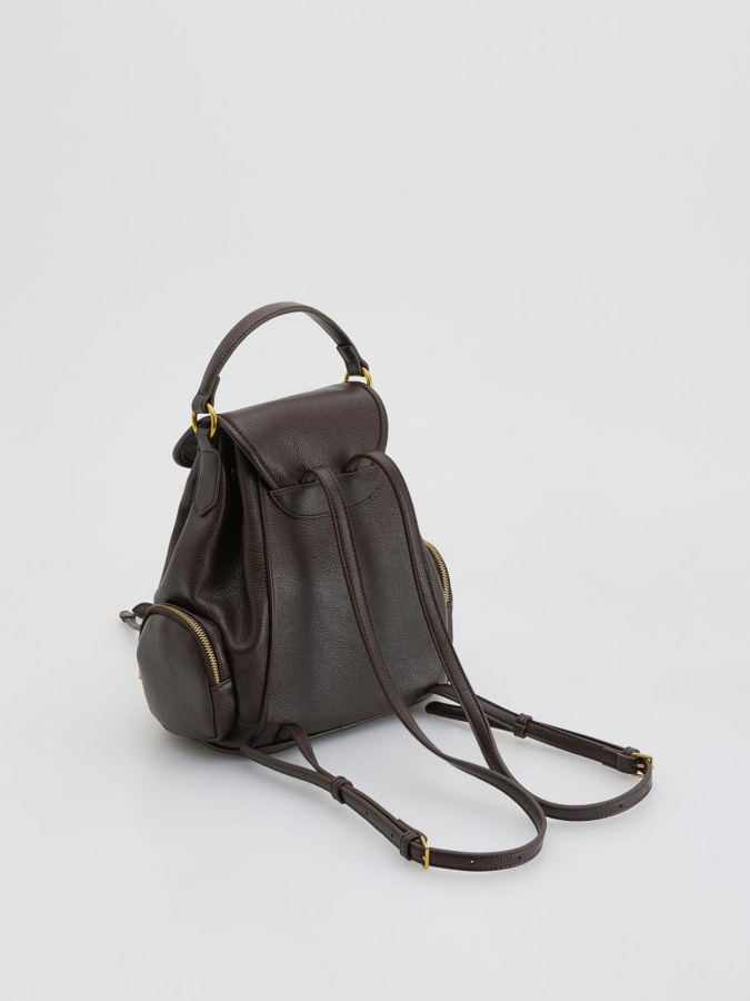 תיק גב עם כיסים