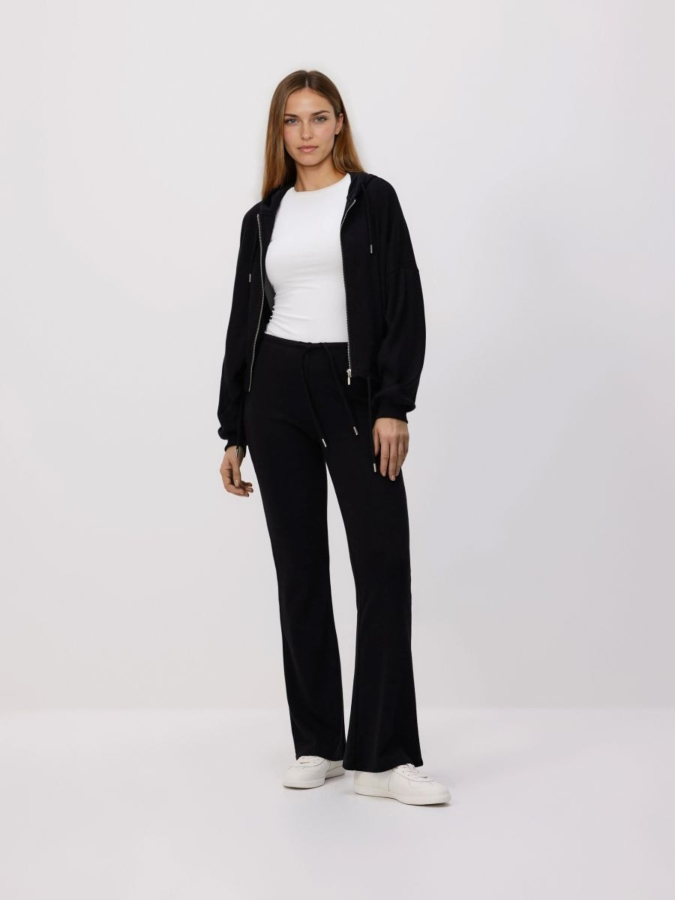 סווטשירט קפוצ'ון עם רוכסן