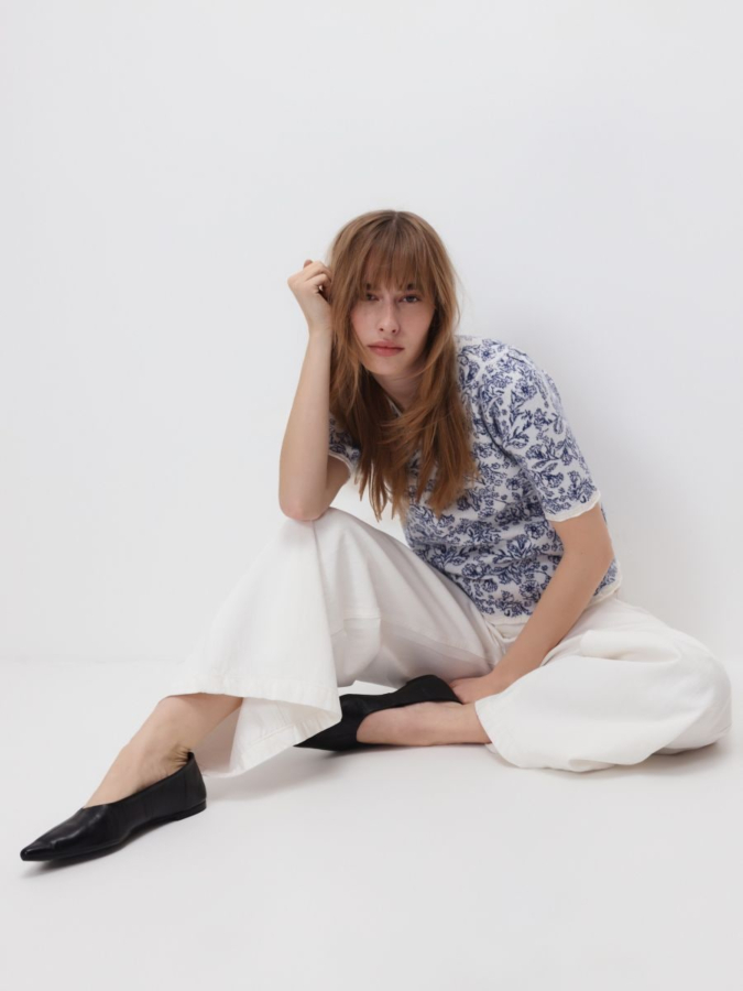 סריג שרוולים קצרים עם דוגמה