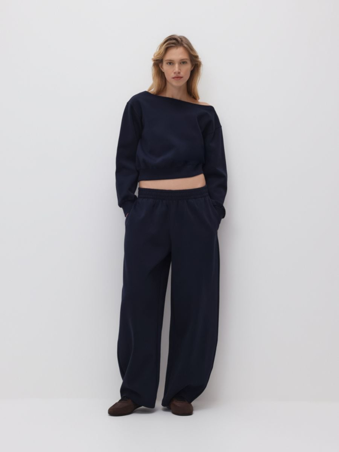 סווטשירט אוף שולדר