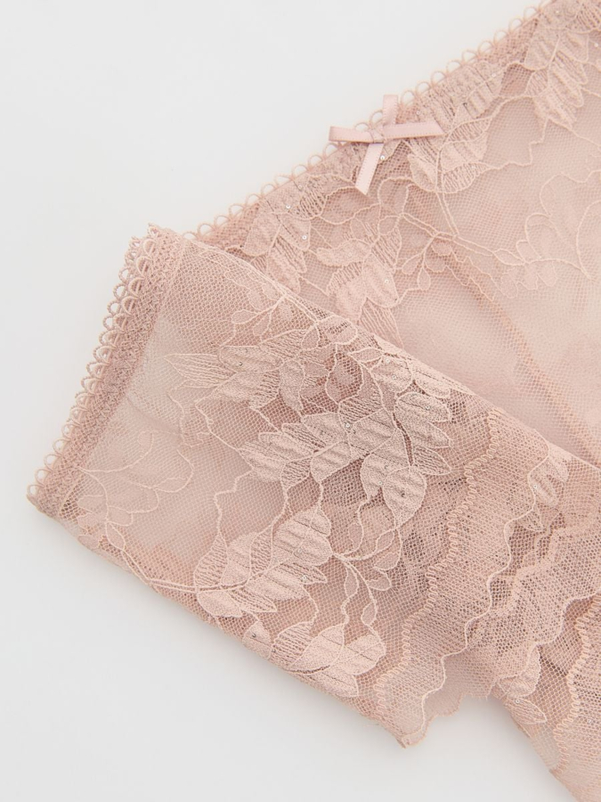 תחתוני ביקיני עם תחרה