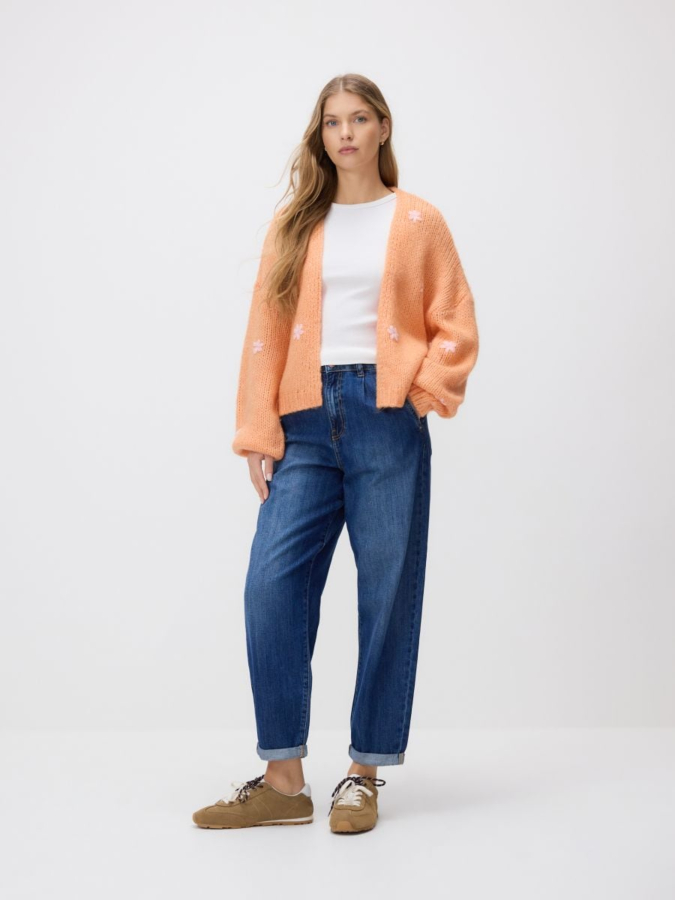 ג'ינס בגזרת Barrel