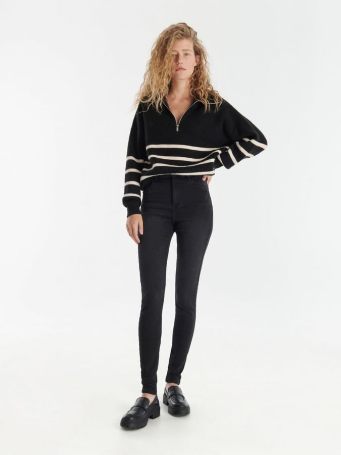 ג'ינס מותן גבוהה Slim