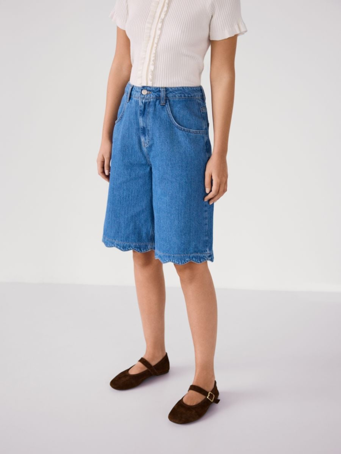 מכנסי ג'ינס ברמודה