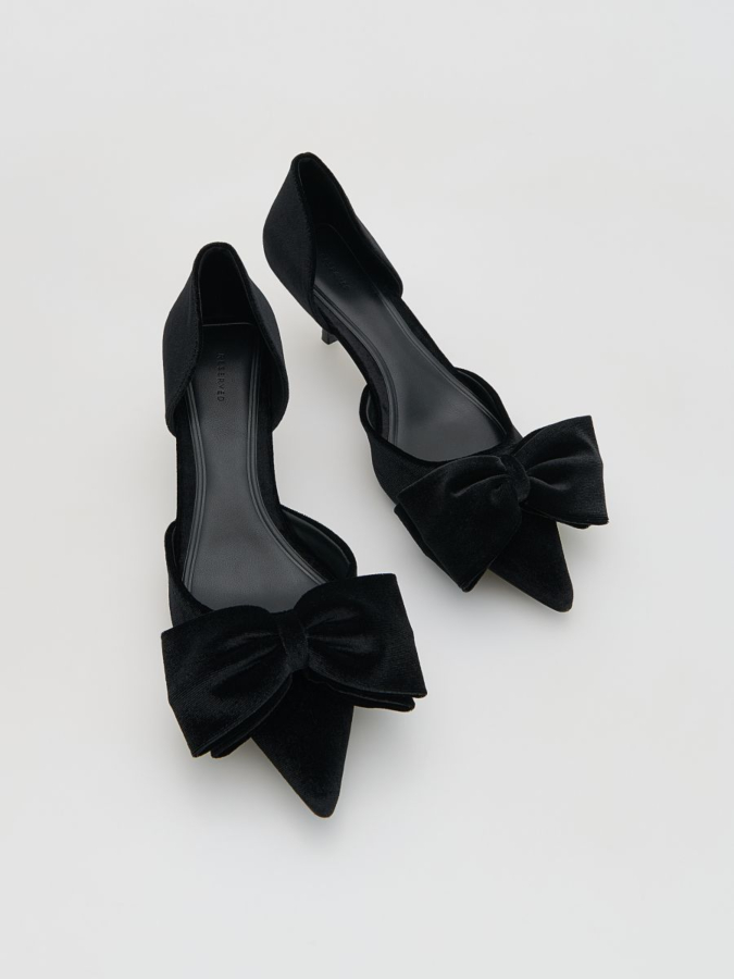 נעלי עקב עם פפיון