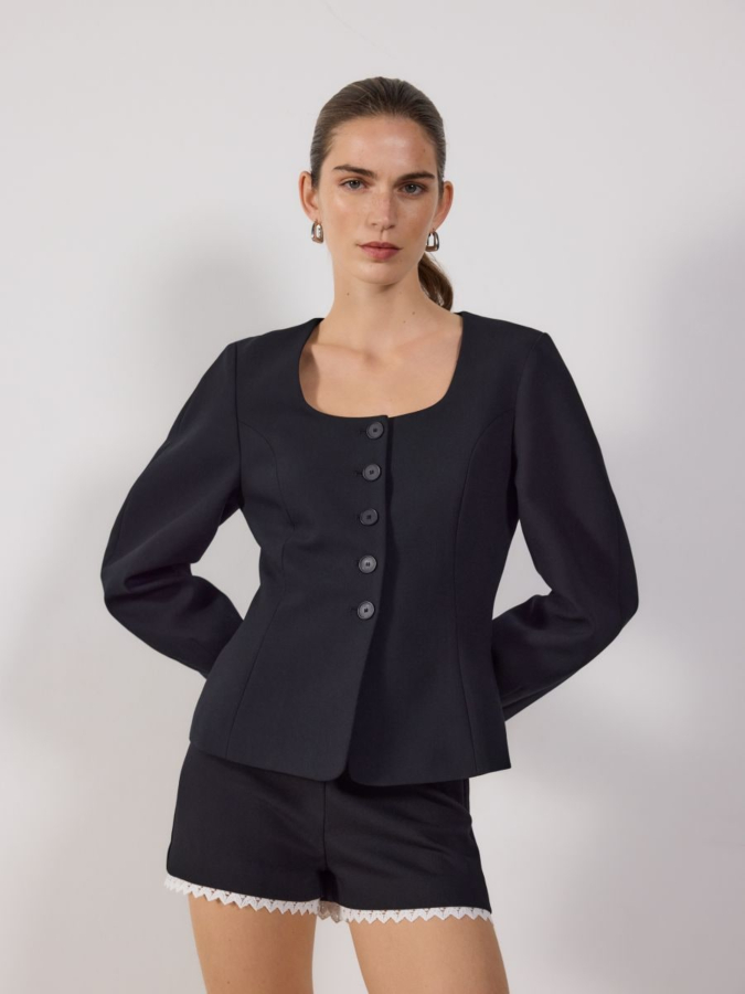 מכנסיים קצרים עם גימור משולב