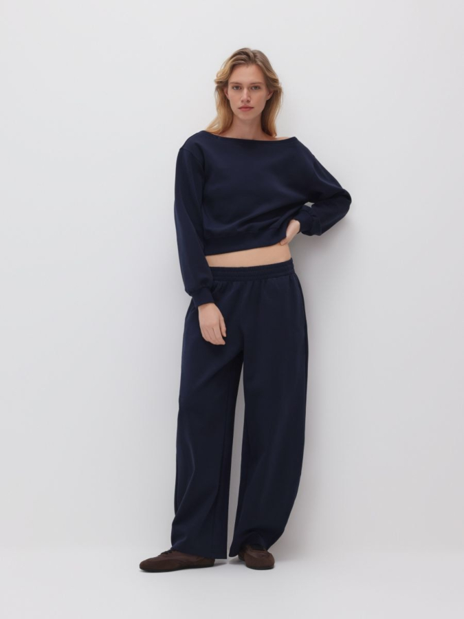 מכנס טרנינג בגזרת Barrel