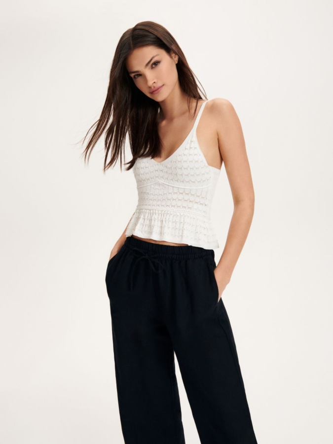 גופיית טופ עם סיומת מלמלה